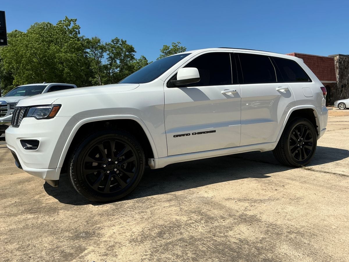 2020 Jeep Grand Cherokee Altitude
