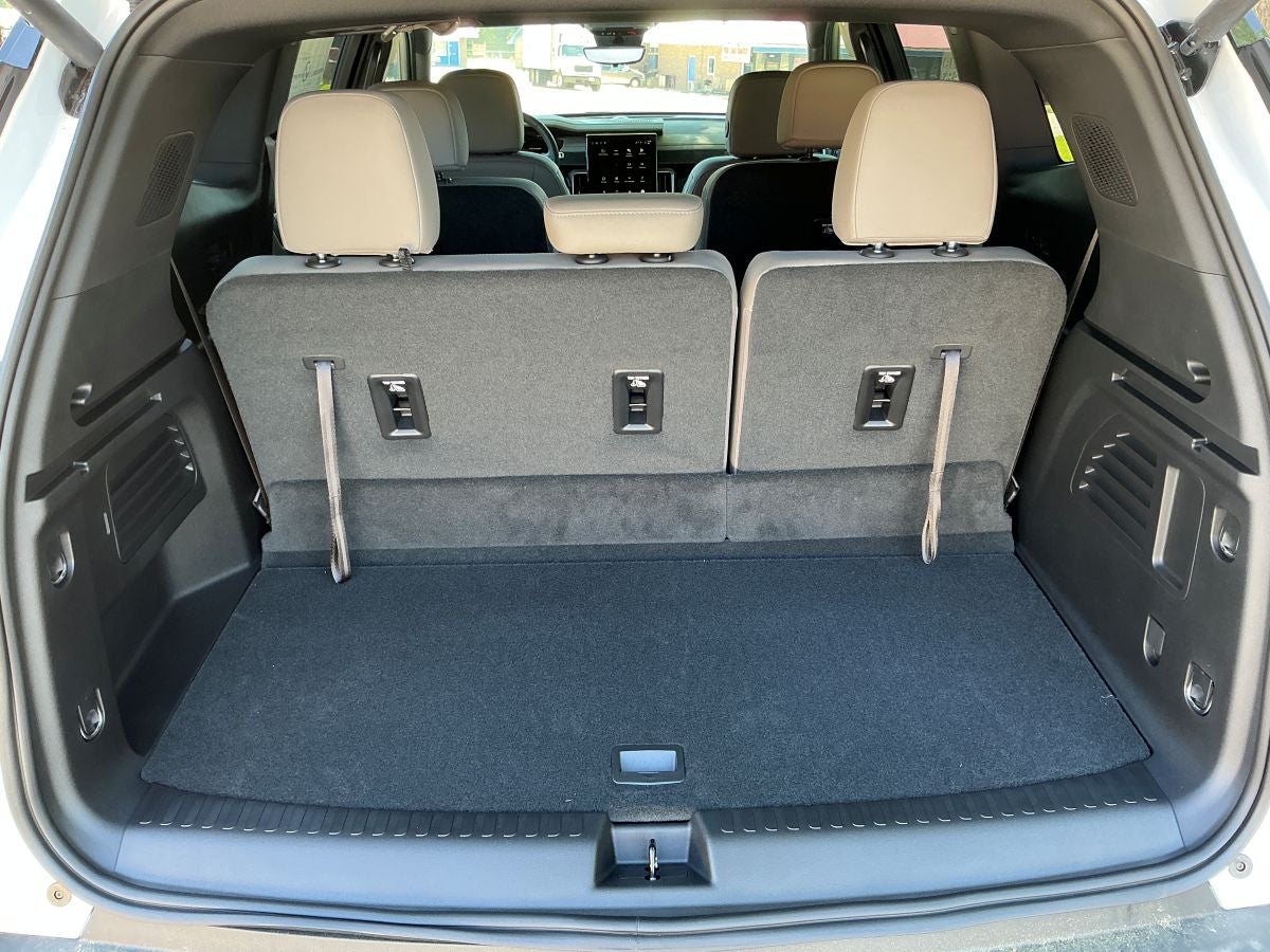 2026 GMC Acadia FWD Elevation