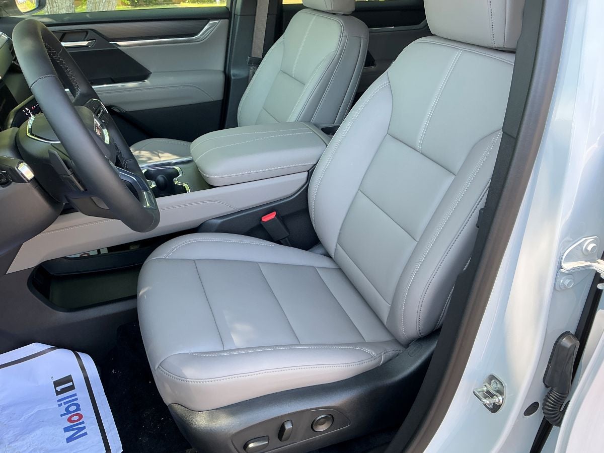 2026 GMC Acadia FWD Elevation