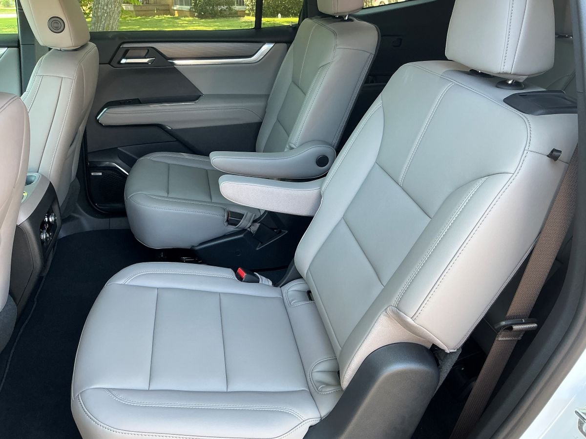 2026 GMC Acadia FWD Elevation