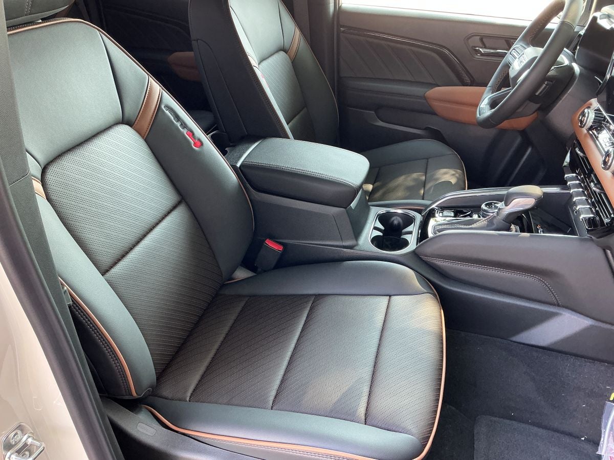2026 GMC Canyon 4WD AT4