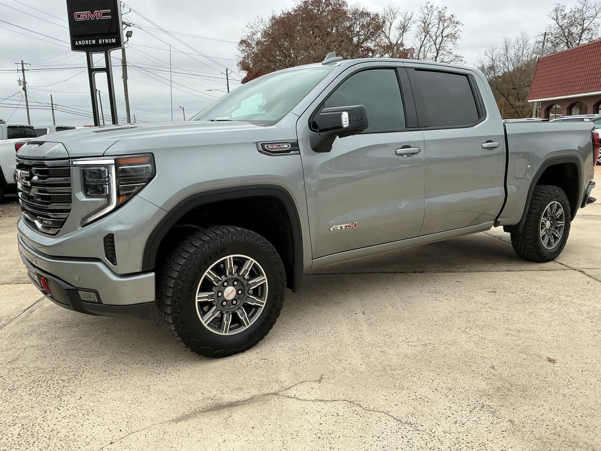 2024 GMC Sierra 1500 AT4
