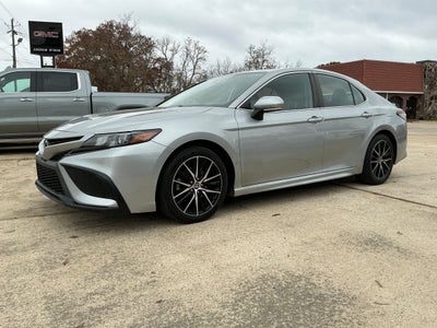 2022 Toyota Camry Base